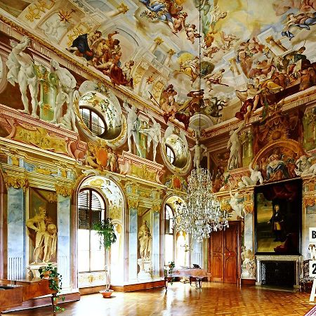 President Apt By Prague Castle, Views Екстериор снимка