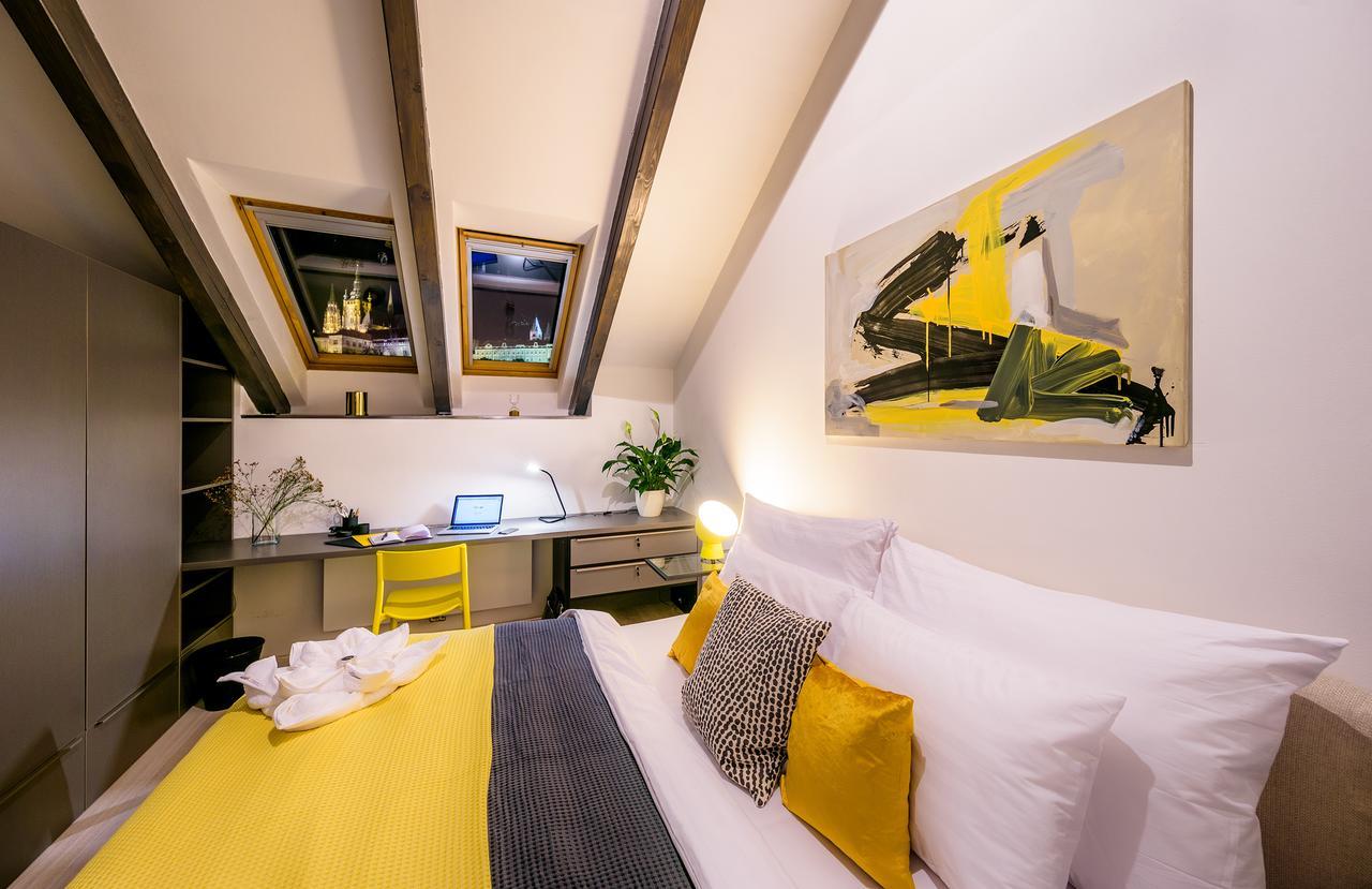 President Apt By Prague Castle, Views Екстериор снимка