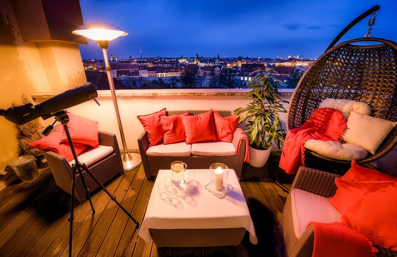 President Apt By Prague Castle, Views Екстериор снимка