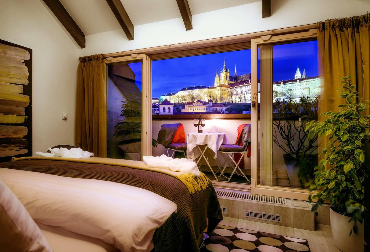 President Apt By Prague Castle, Views Екстериор снимка