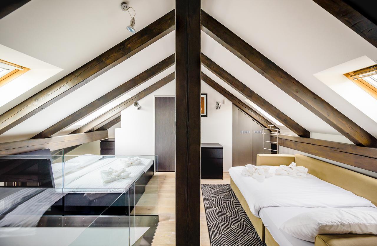 President Apt By Prague Castle, Views Екстериор снимка